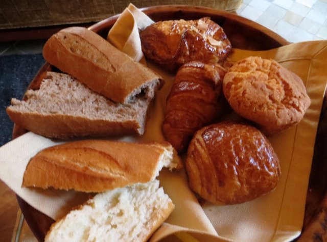 Amanjena Breakfast: Pastries and Breads