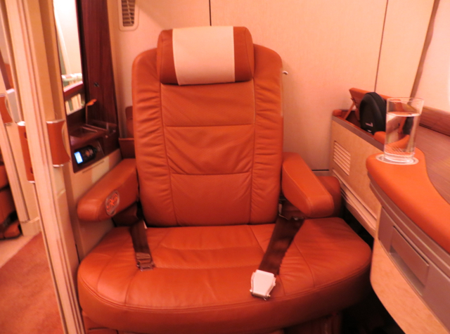 Singapore Suites A380 Review JFK to Frankfurt - Suite 3A Seat