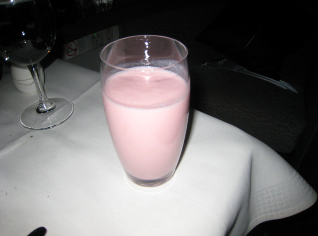 Cathay Pacific First Class Review - Strawberry Smoothie