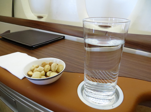 Singapore Suites A380 Review: Singapore to Hong Kong - Pre-Meal Warm Nuts and Drinks