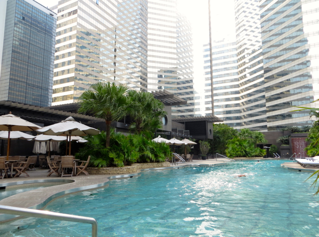 Review: Grand Hyatt Hong Kong Outdoor Heated Pool