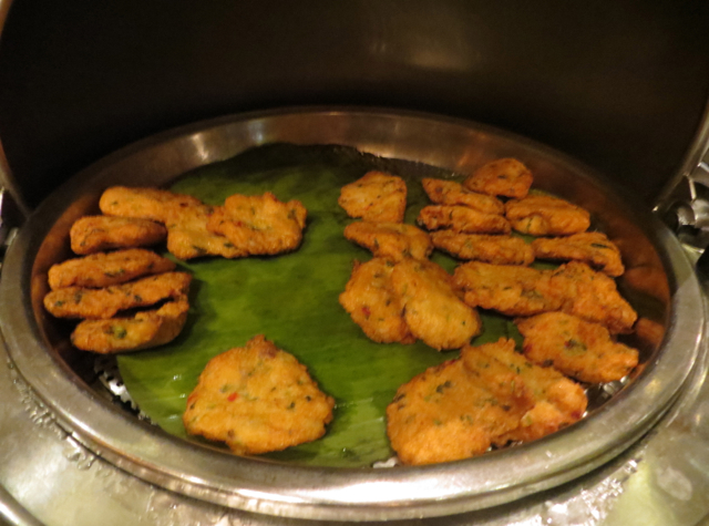 Review-Grand Club Lounge, Grand Hyatt Hong Kong - Thai Fish Cakes