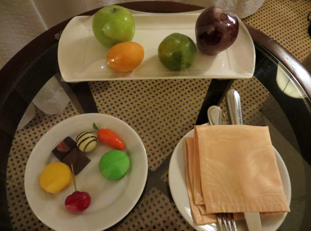 Novotel Bangkok Airport Hotel Review - Executive Premier Room Welcome Fruits