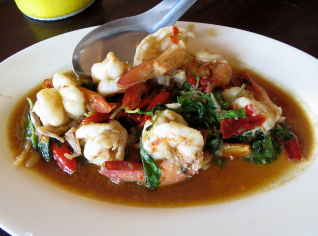 Takho Bangpo Seafood Koh Samui Review - Shrimp with Chili and Basil