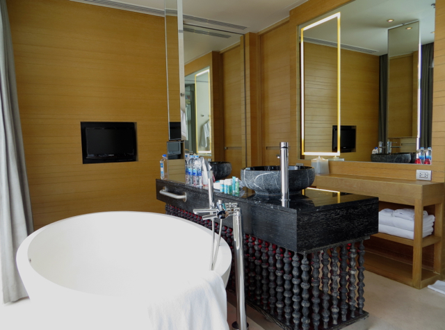 W Retreat Koh Samui Review - Bathroom