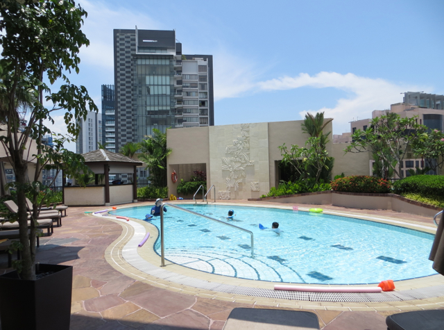 Four Seasons Singapore Review - Family and Kids' Pool