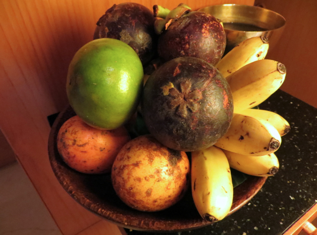 Amanjiwo Review - Tropical Fruit Bowl with Passionfruit, Mangosteens
