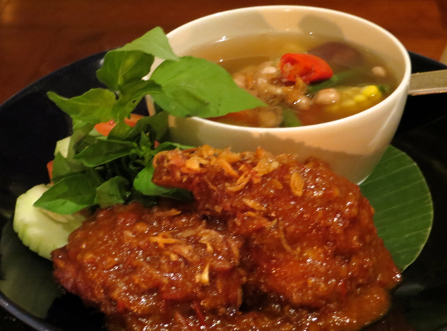 Amanjiwo Restaurant Food - Ayam Goreng Bumbu (Fried Coriander Chicken)