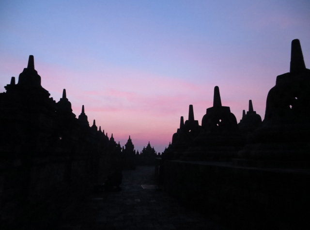 Borobudur Sunrise Tour - Pre-Dawn