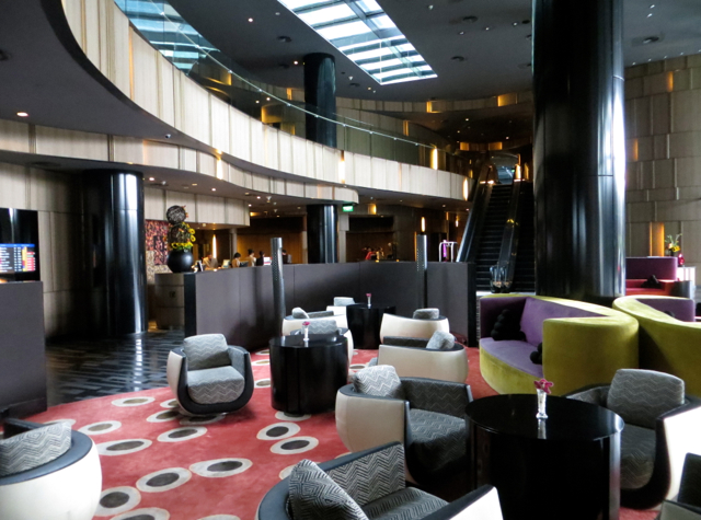 Crowne Plaza Changi Singapore Airport Hotel Review - Lobby