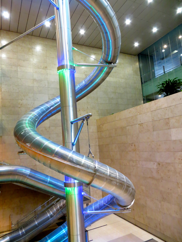 Slide@T3, Singapore Airport: World's Tallest Airport Slide