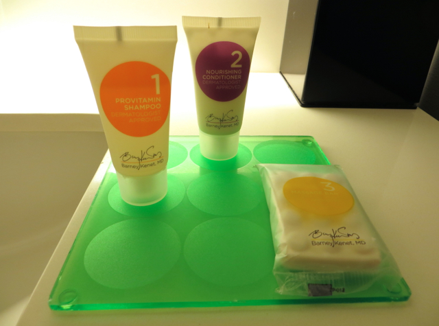 Hyatt Place Waikiki Beach Review - KenetMD Bath Products