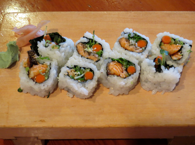 Koiso Sushi Bar Maui Review - Salmon Skin Roll