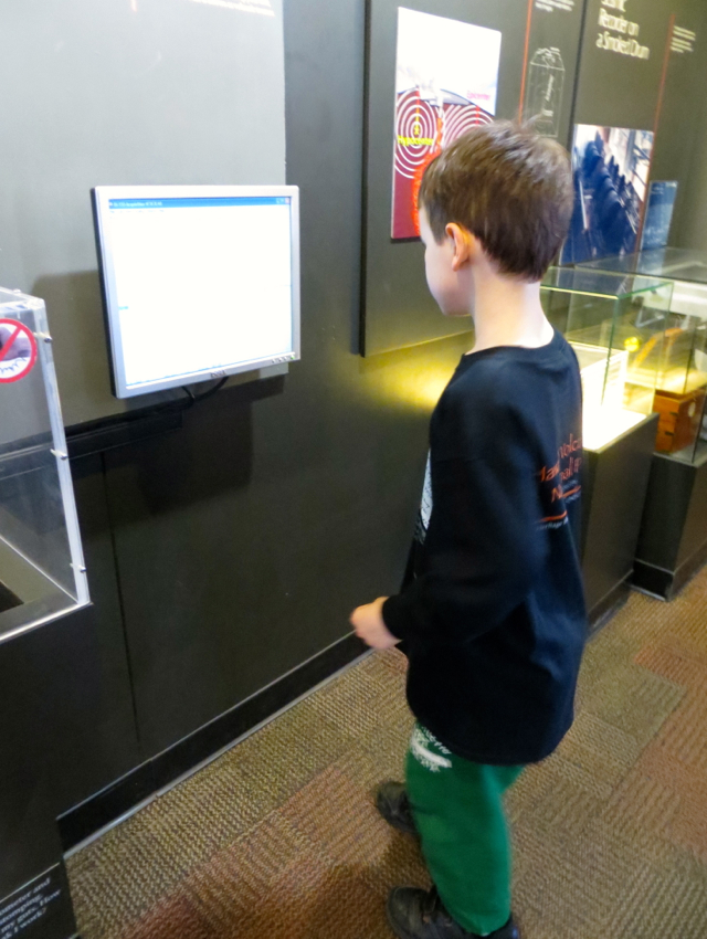 Hawaii Volcanoes National Park Review - Seismograph at Jaggar Museum