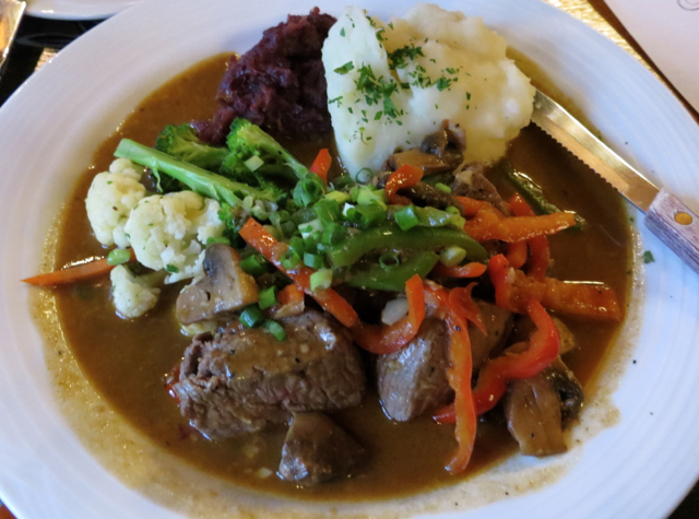 Kilauea Lodge Review - Antelope in Red Wine Sauce
