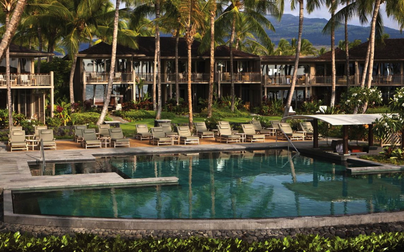 Four Seasons Hualalai Review - Palm Grove Adults Only Pool